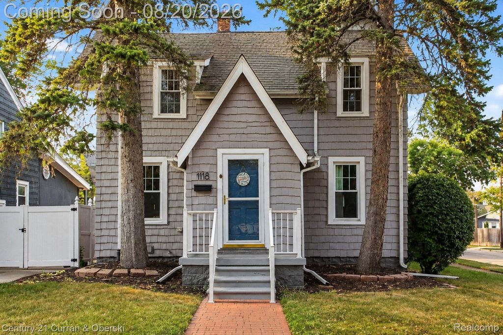 1118 Oxford Road, Berkley, MI 48072