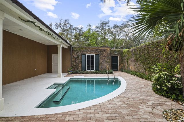 11627 SE Florida Avenue, Hobe Sound, FL 33455