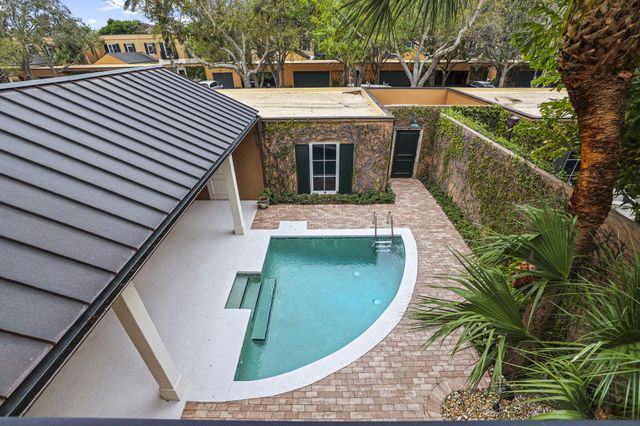 11627 SE Florida Avenue, Hobe Sound, FL 33455