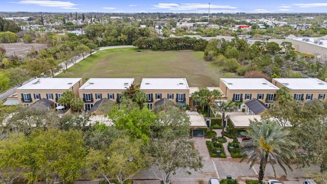 11627 SE Florida Avenue, Hobe Sound, FL 33455