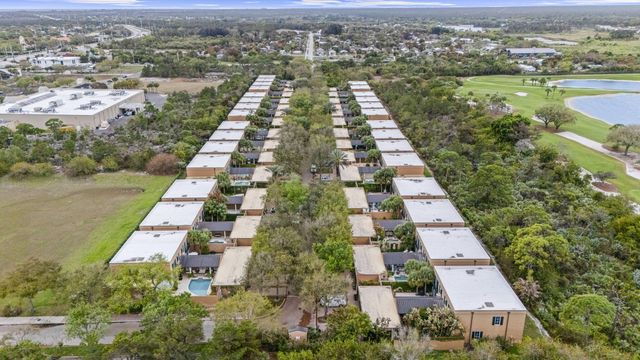 11627 SE Florida Avenue, Hobe Sound, FL 33455