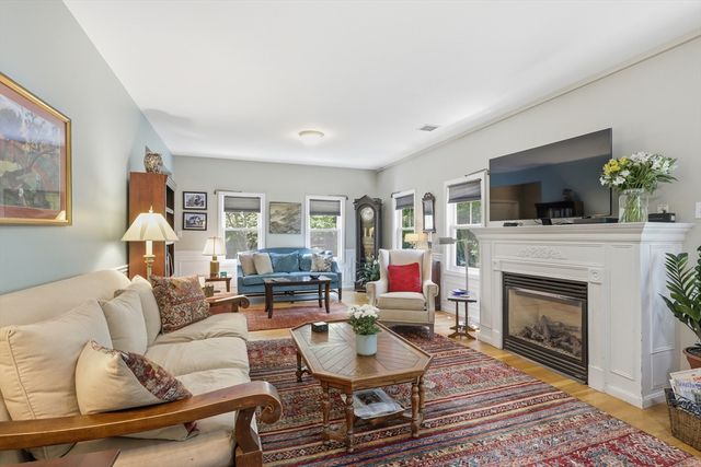 73 Gray Street A, Billerica, MA 01821