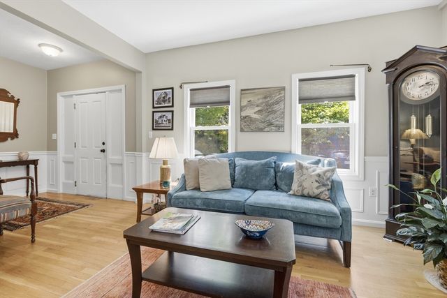 73 Gray Street A, Billerica, MA 01821