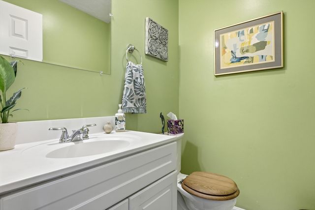 73 Gray Street A, Billerica, MA 01821
