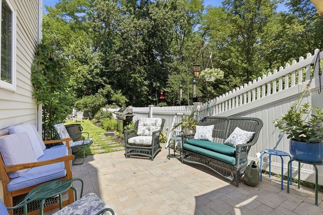 73 Gray Street A, Billerica, MA 01821