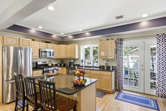 73 Gray Street A, Billerica, MA 01821