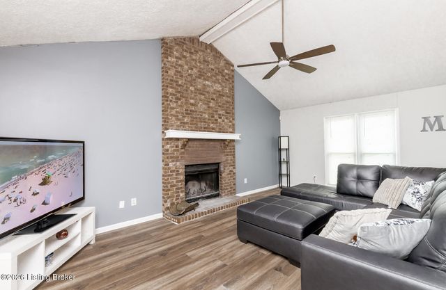 4322 Lochridge Pkwy, Jeffersontown, KY 40299