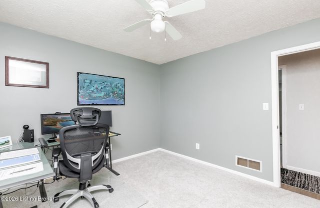 4322 Lochridge Pkwy, Jeffersontown, KY 40299