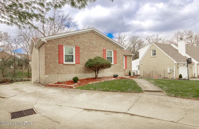 4322 Lochridge Pkwy, Jeffersontown, KY 40299