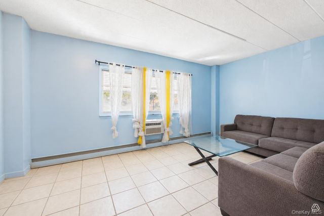 885 E 169th Street, Bronx, NY 10459