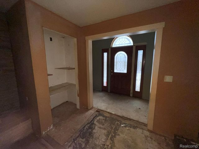 48441 N Territorial Road, Plymouth Charter Township, MI 48170