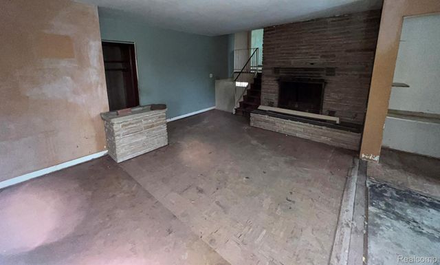 48441 N Territorial Road, Plymouth Charter Township, MI 48170