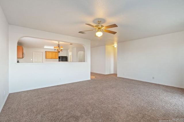 3835 Mist Flower Drive, Converse, TX 78109