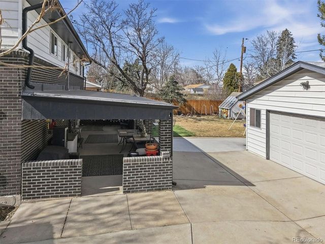 1423 W 100th Pl, Northglenn, CO 80260