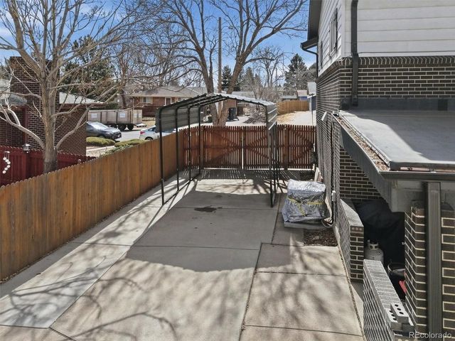 1423 W 100th Pl, Northglenn, CO 80260