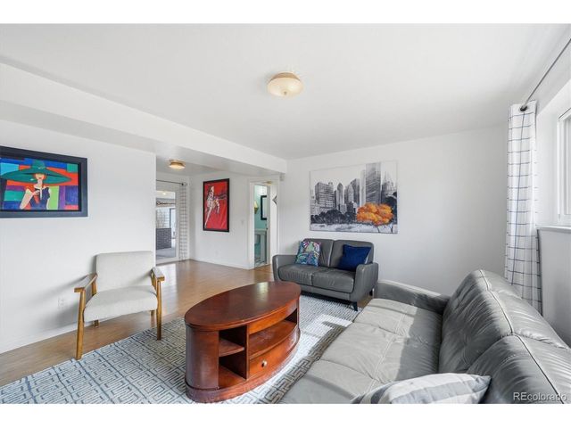 1423 W 100th Pl, Northglenn, CO 80260