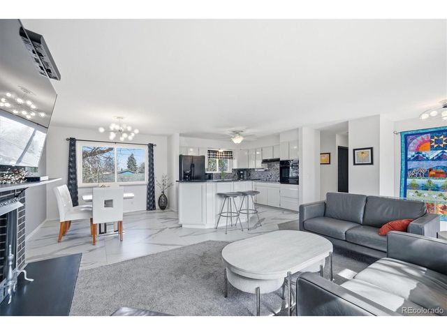 1423 W 100th Pl, Northglenn, CO 80260