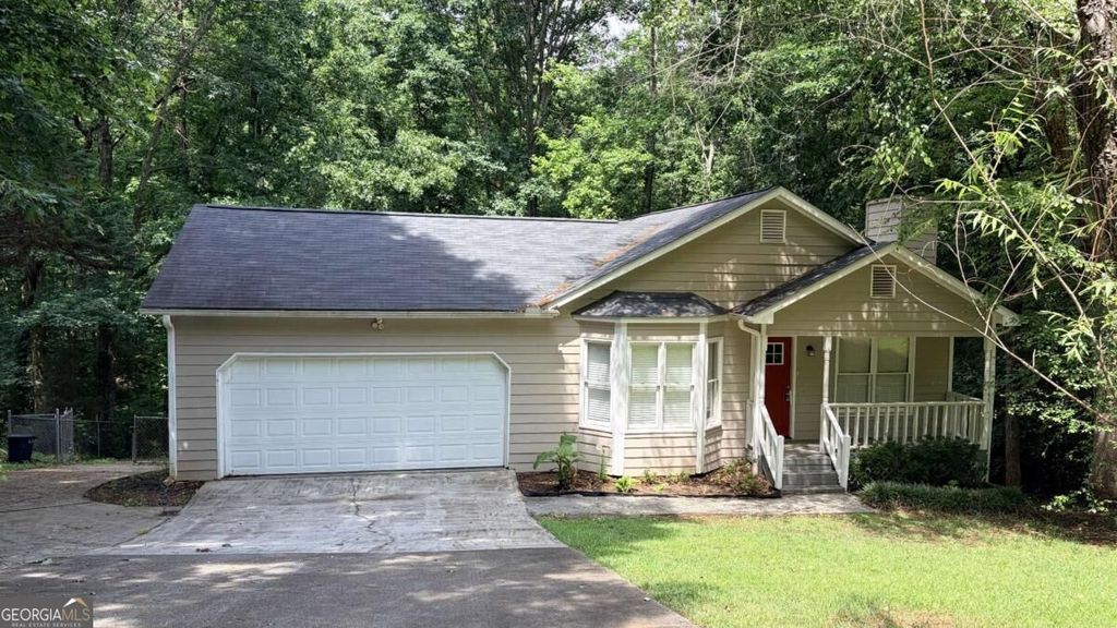 1535 Oakhill Drive, Auburn, GA 30011