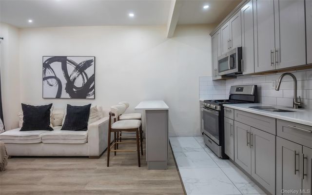8717 160th Street, Jamaica, NY 11432