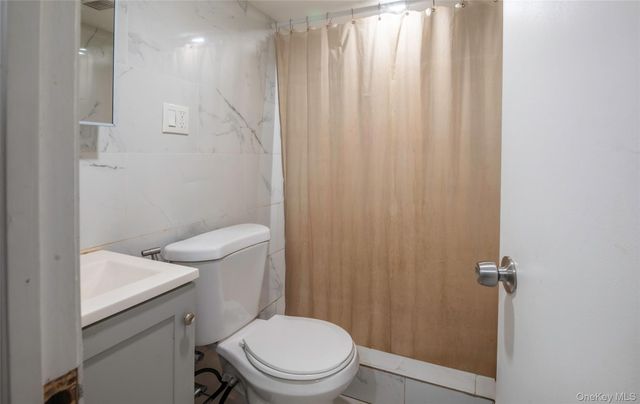 8717 160th Street, Jamaica, NY 11432