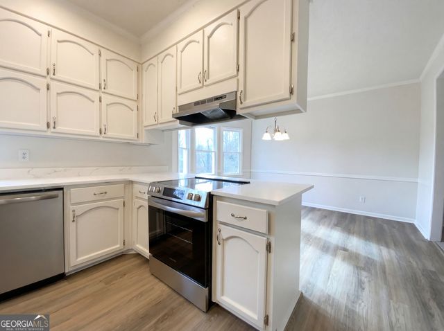 8201 Greens Court, Jonesboro, GA 30236