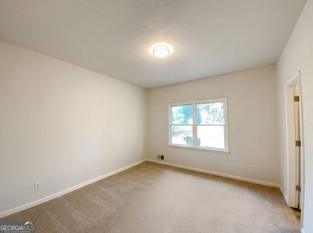 8201 Greens Court, Jonesboro, GA 30236