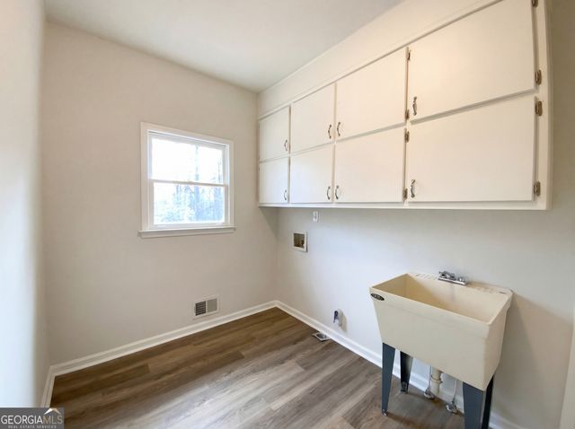 8201 Greens Court, Jonesboro, GA 30236