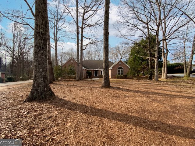 8201 Greens Court, Jonesboro, GA 30236