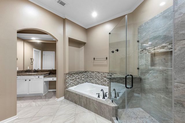 2730 Driftwood Drive, Manvel, TX 77578