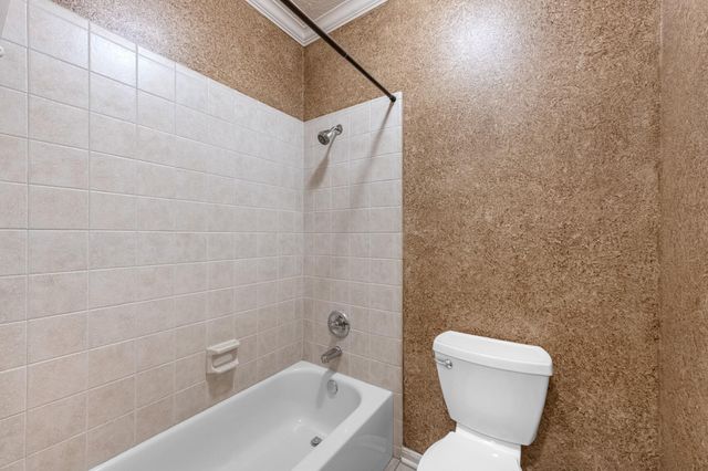 2730 Driftwood Drive, Manvel, TX 77578