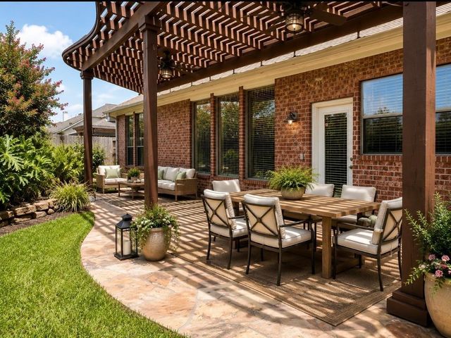 2730 Driftwood Drive, Manvel, TX 77578