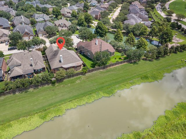2730 Driftwood Drive, Manvel, TX 77578