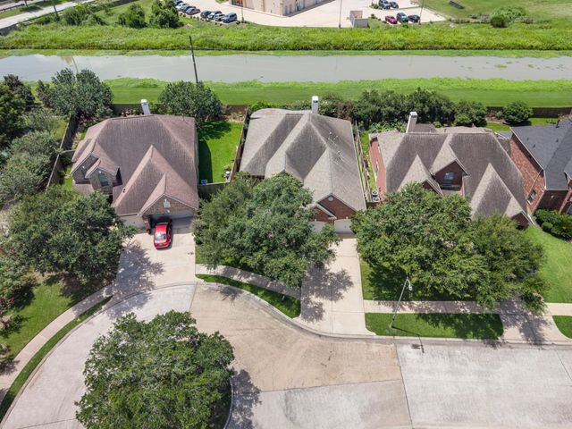 2730 Driftwood Drive, Manvel, TX 77578