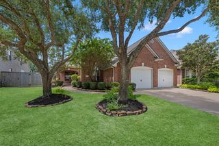 2730 Driftwood Drive, Manvel, TX 77578