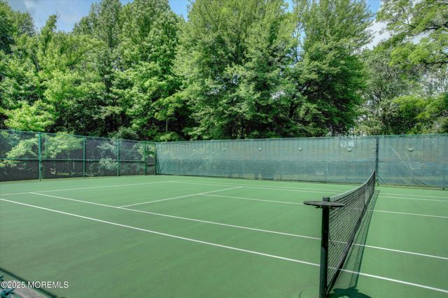 7 Mccampbell Road, Holmdel, NJ 07733