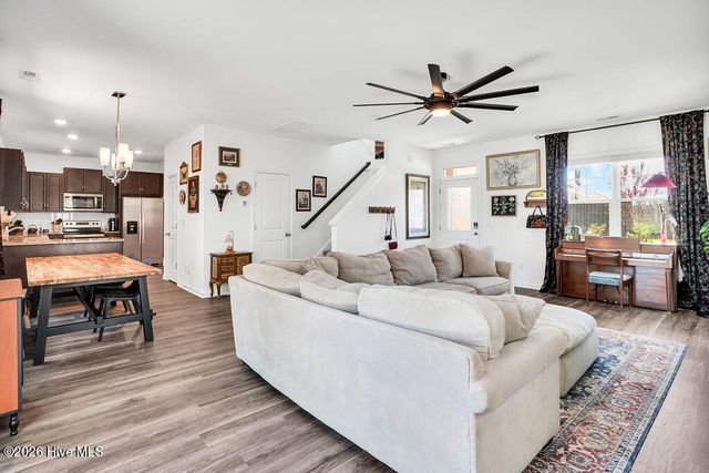 1305 Creekfront Drive, Wilmington, NC 28401