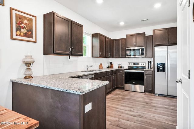 1305 Creekfront Drive, Wilmington, NC 28401