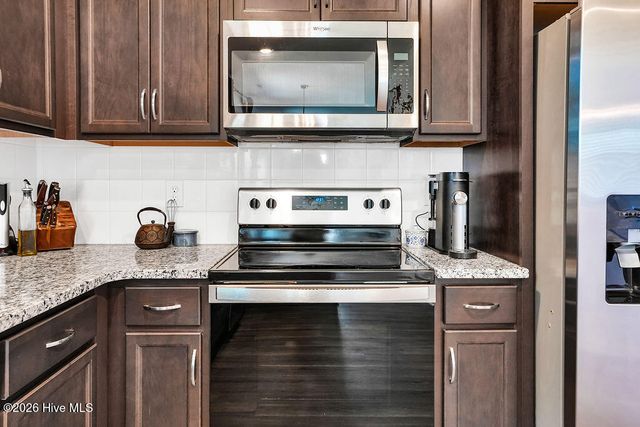 1305 Creekfront Drive, Wilmington, NC 28401