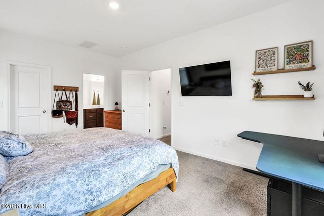 1305 Creekfront Drive, Wilmington, NC 28401