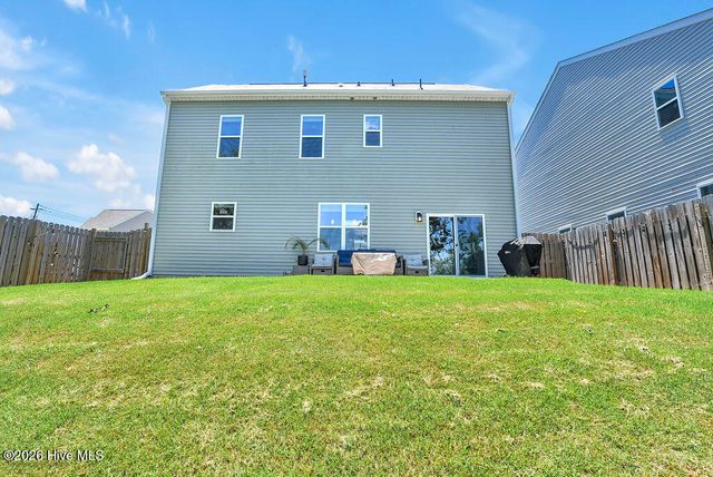 1305 Creekfront Drive, Wilmington, NC 28401