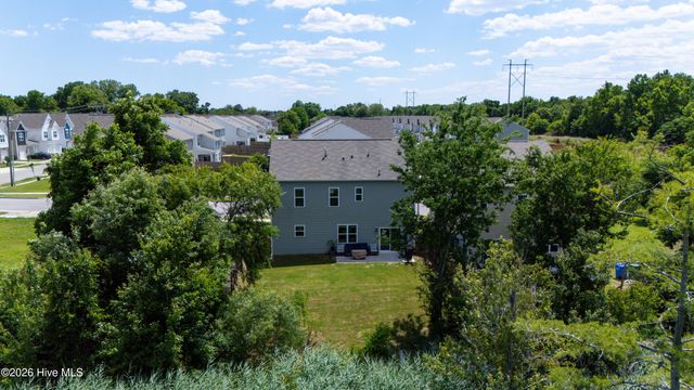 1305 Creekfront Drive, Wilmington, NC 28401