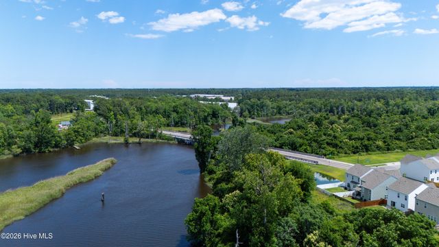 1305 Creekfront Drive, Wilmington, NC 28401