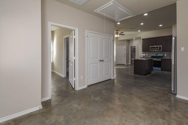 15786 Cottonwood Drive, Montgomery, TX 77356