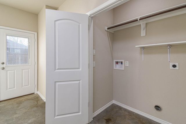 15786 Cottonwood Drive, Montgomery, TX 77356