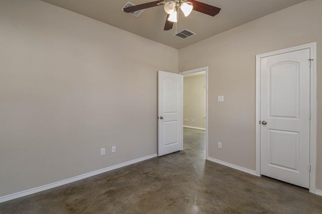 15786 Cottonwood Drive, Montgomery, TX 77356