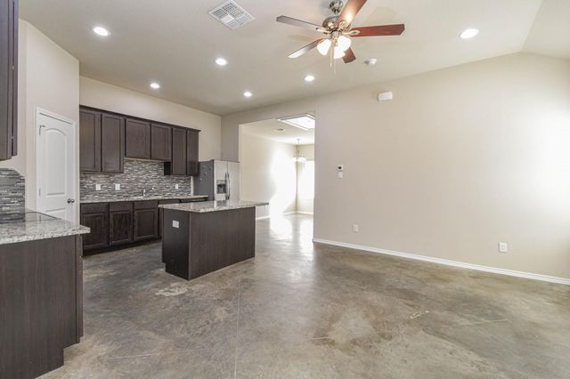 15786 Cottonwood Drive, Montgomery, TX 77356