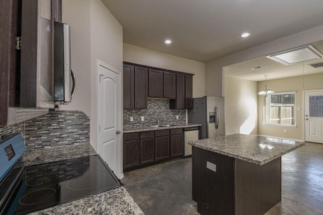 15786 Cottonwood Drive, Montgomery, TX 77356