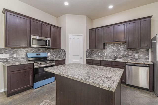 15786 Cottonwood Drive, Montgomery, TX 77356