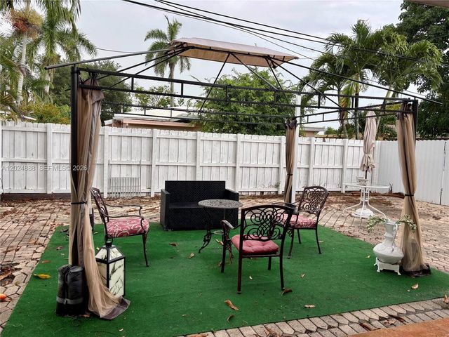 3171 SW 16th Ct, Fort Lauderdale, FL 33312