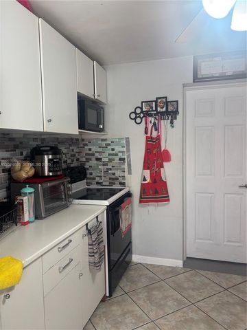 3171 SW 16th Ct, Fort Lauderdale, FL 33312